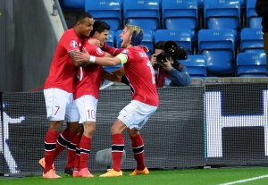 Norge feirer 1 - 0 over Bulgaria 13. oktober 2014